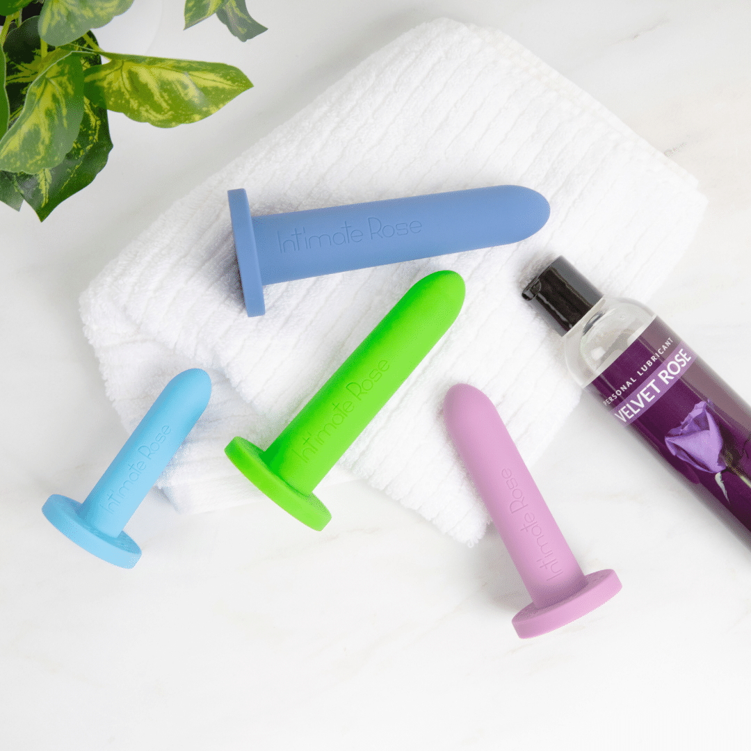 Dilators Medium Set on Cloth w Lube.png